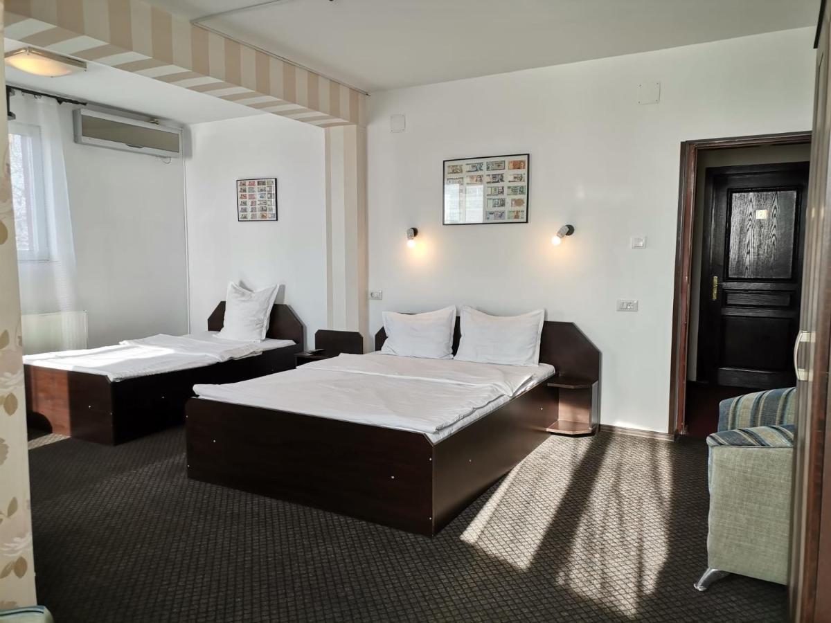 Motel Davios Тыргу-Жиу Экстерьер фото