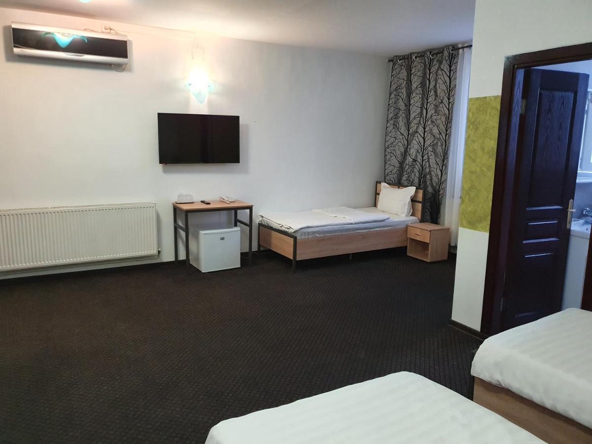 Motel Davios Тыргу-Жиу Экстерьер фото