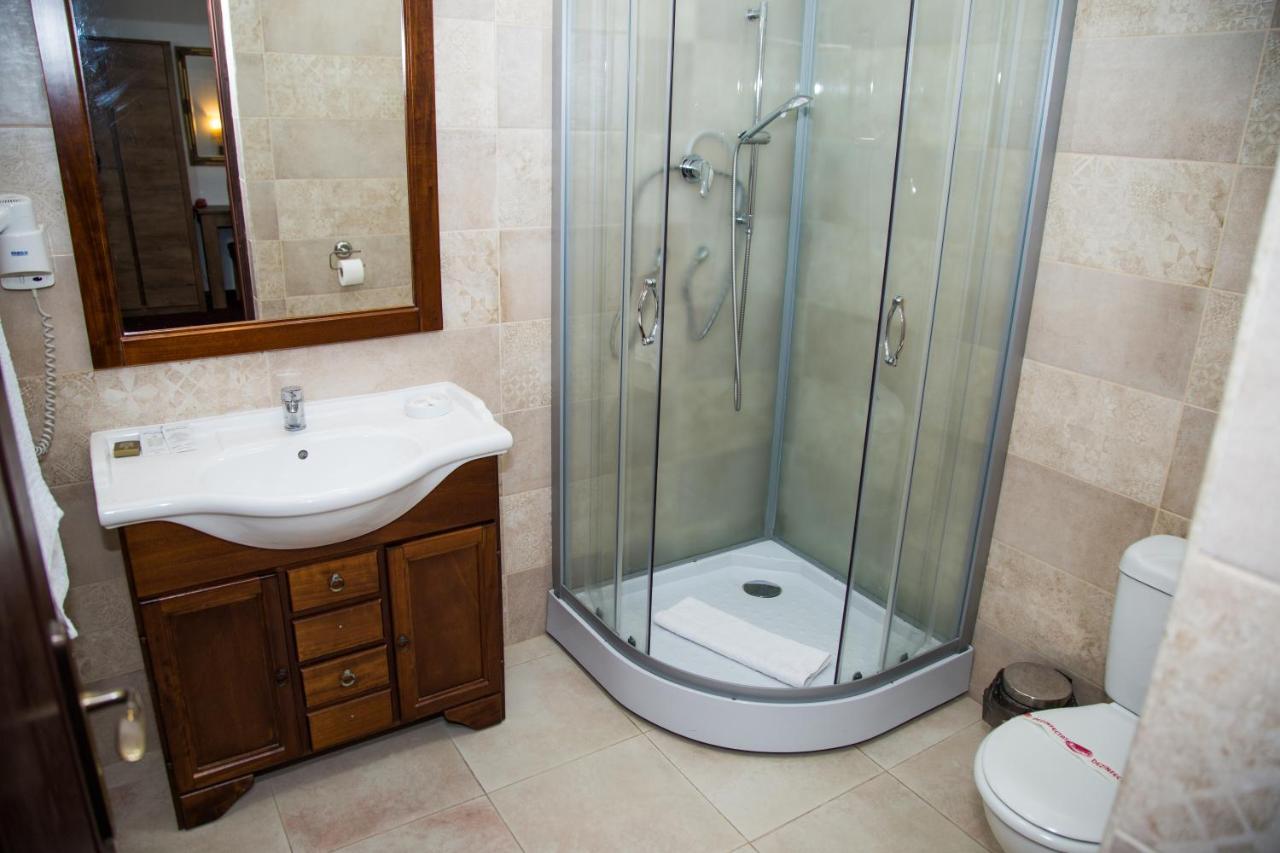 Motel Davios Тыргу-Жиу Экстерьер фото